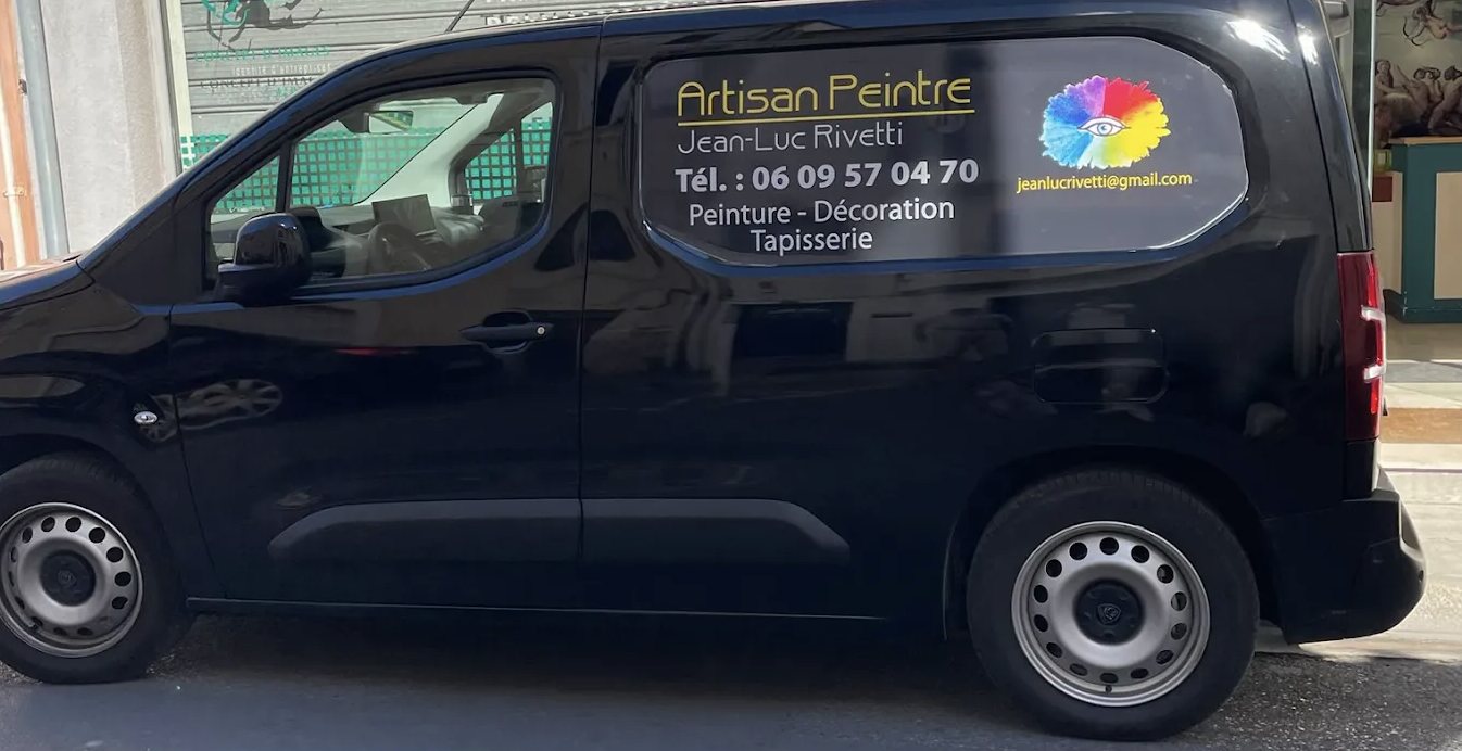 Le camion de Jean-Luc Rivetti, floqué Artisan Peintre, Peinture Décoration Tapisserie